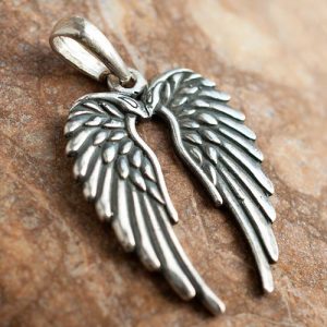 медальон Ангелски крила с патина