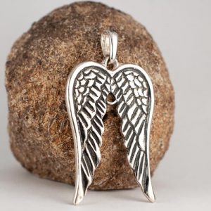 Ангелски крила медальон 1